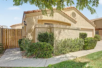246 E Vaughn Avenue, Gilbert, AZ 85234 - Photo 8