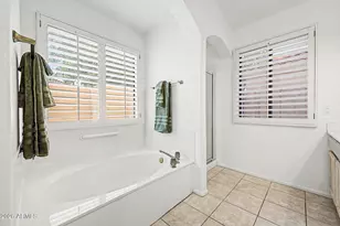 246 E Vaughn Ave, Gilbert, AZ 85234 - Photo 20