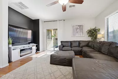 586 E Chelsea Drive, San Tan Valley, AZ 85140 - Photo 4
