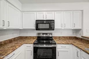 1348 W Wahalla Ln, Phoenix, AZ 85027 - Photo 12