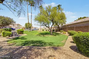 1348 W Wahalla Ln, Phoenix, AZ 85027 - Photo 32