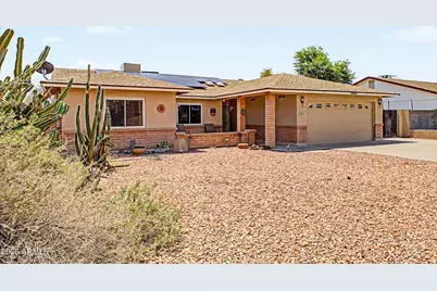 9609 W Echo Lane, Peoria, AZ 85345 - Photo 8