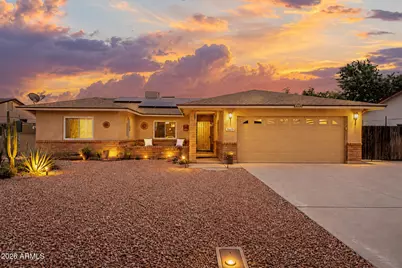 9609 W Echo Lane, Peoria, AZ 85345 - Photo 2