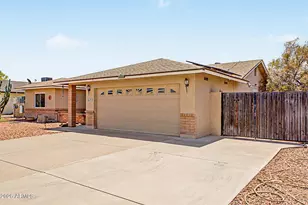 9609 W Echo Ln, Peoria, AZ 85345 - Photo 6