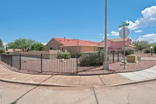 2037 Roselie Way, Sierra Vista, AZ 85635 - Photo 52