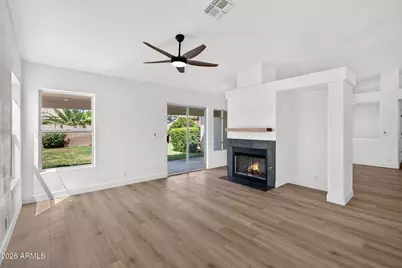 19840 N 33rd Place, Phoenix, AZ 85050 - Photo 14