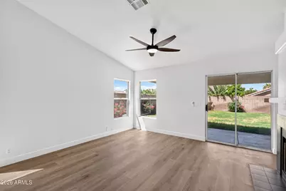 19840 N 33rd Place, Phoenix, AZ 85050 - Photo 18