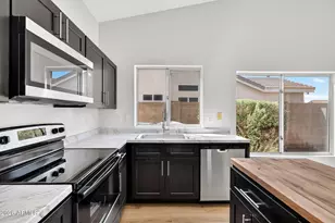 19840 N 33rd Pl, Phoenix, AZ 85050 - Photo 22
