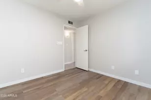 2243 E Karen Dr, Phoenix, AZ 85022 - Photo 20