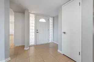 2243 E Karen Dr, Phoenix, AZ 85022 - Photo 4