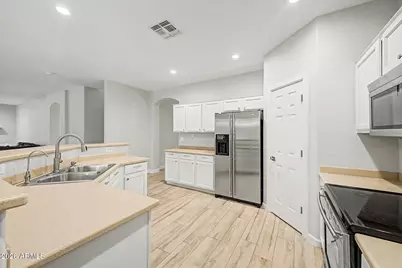 550 N Wilson Court, Chandler, AZ 85225 - Photo 8