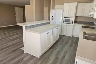 56073 W Palillo Dr, Maricopa, AZ 85139 - Photo 30