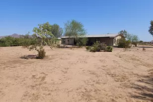 56073 W Palillo Dr, Maricopa, AZ 85139 - Photo 16