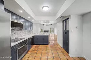 5829 N 24th Pl, Phoenix, AZ 85016 - Photo 16