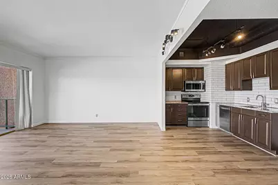 4750 N Central Avenue #3A, Phoenix, AZ 85012 - Photo 6