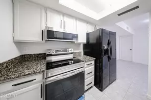 17032 N 16th Dr, Phoenix, AZ 85023 - Photo 12