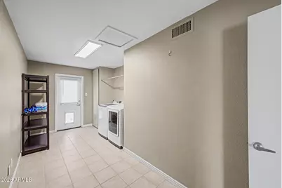 1304 E Dunbar Drive, Tempe, AZ 85282 - Photo 22