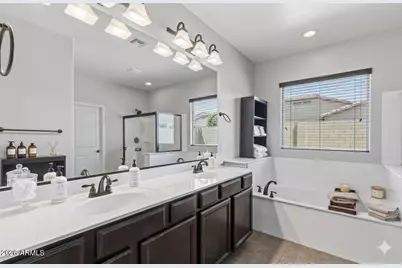 18624 W Mountain View Road, Waddell, AZ 85355 - Photo 20