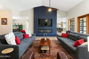 11645 S Tusayan Ct, Phoenix, AZ 85044 - Photo 8