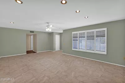 17424 N Lindgren Avenue, Sun City, AZ 85373 - Photo 6