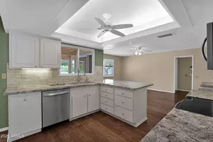 17424 N Lindgren Ave, Sun City, AZ 85373 - Photo 12