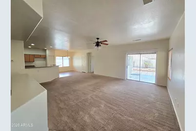 609 W Rio Vista Lane, Avondale, AZ 85323 - Photo 2
