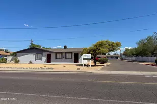 15605 N 29th St, Phoenix, AZ 85032 - Photo 2