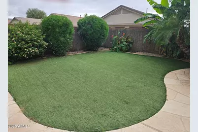 16833 W Bradford Way, Surprise, AZ 85374 - Photo 2