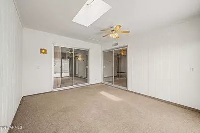 10737 W Santa Fe Drive, Sun City, AZ 85351 - Photo 18