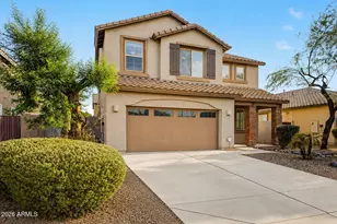 879 E Aberdeen Dr, Gilbert, AZ 85298 - Photo 1