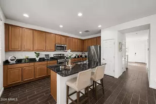 879 E Aberdeen Dr, Gilbert, AZ 85298 - Photo 12