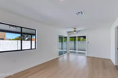2324 E Cortez Street, Phoenix, AZ 85028 - Photo 16