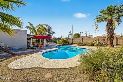 7532 W Villa Theresa Drive, Glendale, AZ 85308 - Photo 28