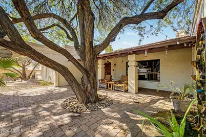 7532 W Villa Theresa Drive, Glendale, AZ 85308 - Photo 6