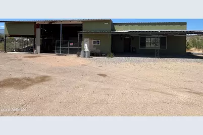33990 S Old Mud Springs Road, Black Canyon City, AZ 85324 - Photo 1