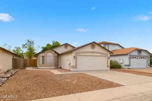 15033 W Heritage Oak Way, Surprise, AZ 85374 - Photo 2