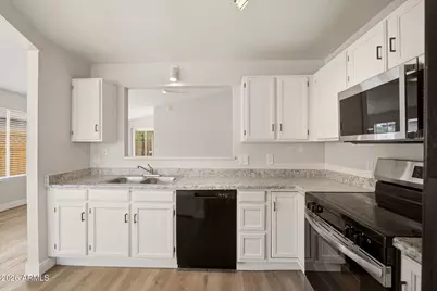 15033 W Heritage Oak Way, Surprise, AZ 85374 - Photo 14