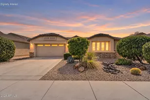 4017 E Hashknife Rd, Phoenix, AZ 85050 - Photo 2