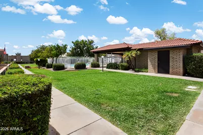2103 W Yukon Drive, Phoenix, AZ 85027 - Photo 12