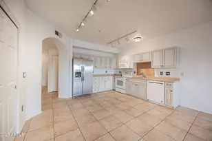 920 E Devonshire Ave, Phoenix, AZ 85014 - Photo 6