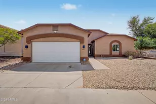 1401 E Malapai Dr, Phoenix, AZ 85020 - Photo 1