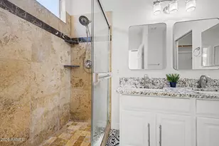 1401 E Malapai Dr, Phoenix, AZ 85020 - Photo 12
