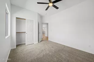 1401 E Malapai Dr, Phoenix, AZ 85020 - Photo 18