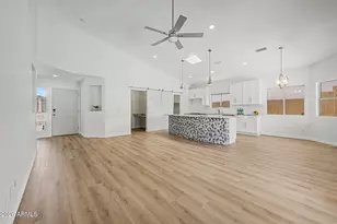 1401 E Malapai Dr, Phoenix, AZ 85020 - Photo 4