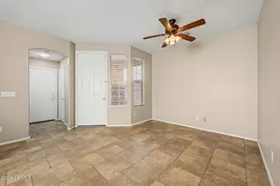 111 E Cottonwood Ln, Phoenix, AZ 85048 - Photo 8