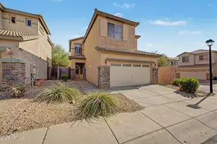 111 E Cottonwood Ln, Phoenix, AZ 85048 - Photo 2