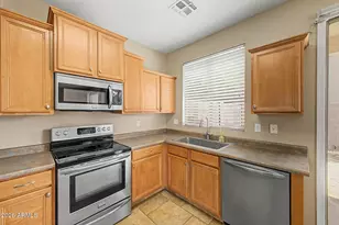 111 E Cottonwood Ln, Phoenix, AZ 85048 - Photo 14