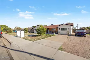 1129 W 10th St, Mesa, AZ 85201 - Photo 8