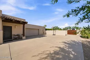 9827 N 65th Pl, Paradise Valley, AZ 85253 - Photo 48
