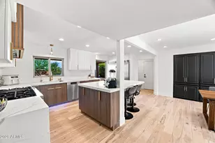 9827 N 65th Pl, Paradise Valley, AZ 85253 - Photo 14